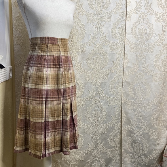 Vintage Dresses & Skirts - VTG wool midi pleated skirt